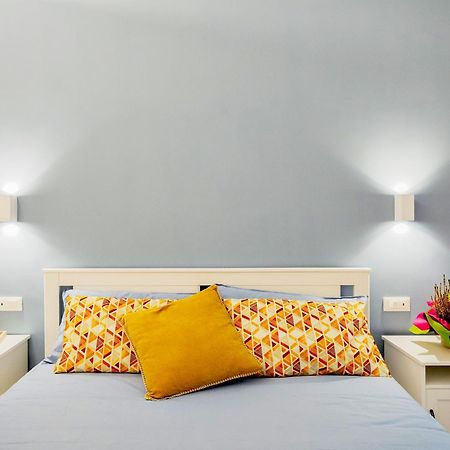 Live Roma - Chez Le Roi Luxury Apartment Exteriér fotografie